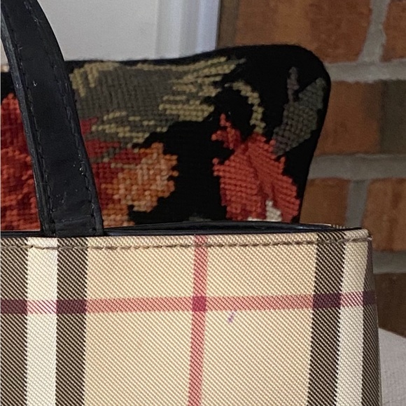 Authentic Burberry Beige House Check/Nova PVC Canvas and Leather Tote Bag - Picture 15 of 16